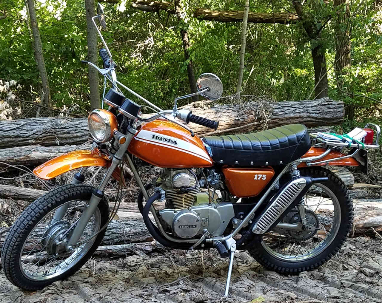 Main Photo of the 1970 Honda SL175