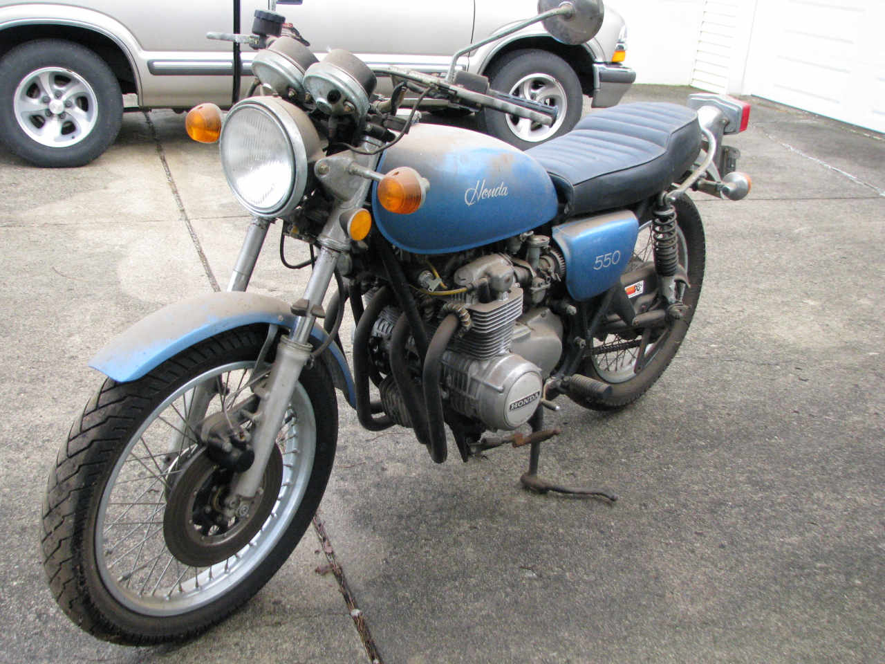 Getting ready to wash the CB550